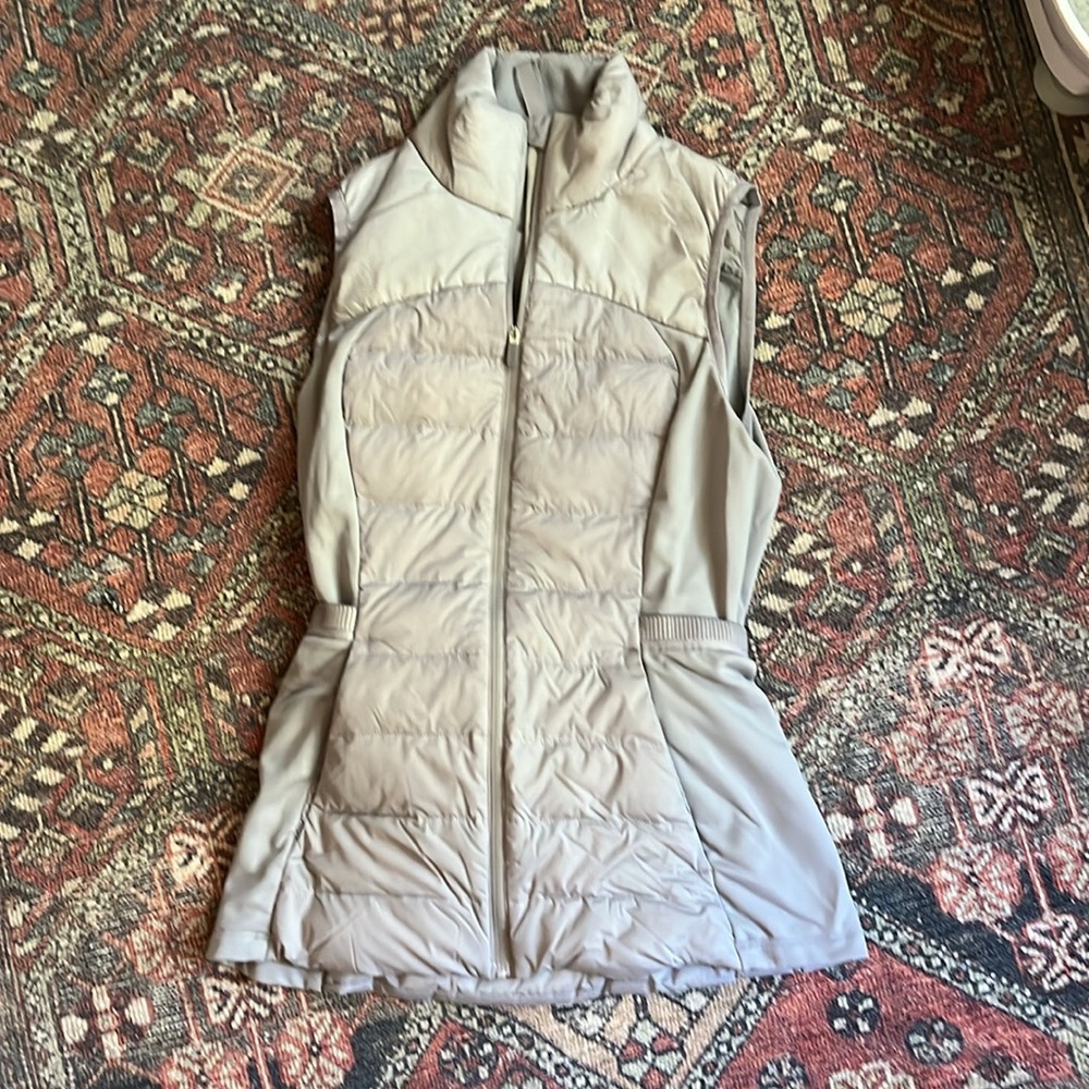 Lululemon vest size 4